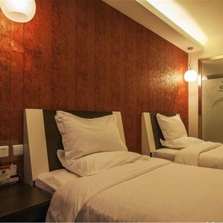Fairyland Hotel Shanghai New International Exihibition Centre South Yanggao Road Metro Station 샹하이 외부 사진